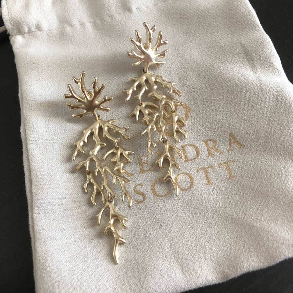 Kendra Scott Aviana Statement Earrings in Gold